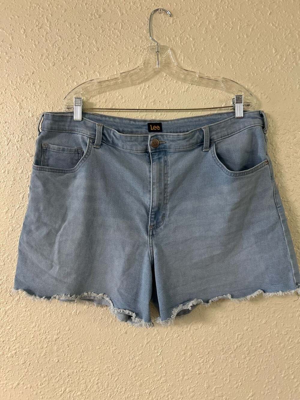 Lee Women's Raw Hem Denim Shorts Size 22
